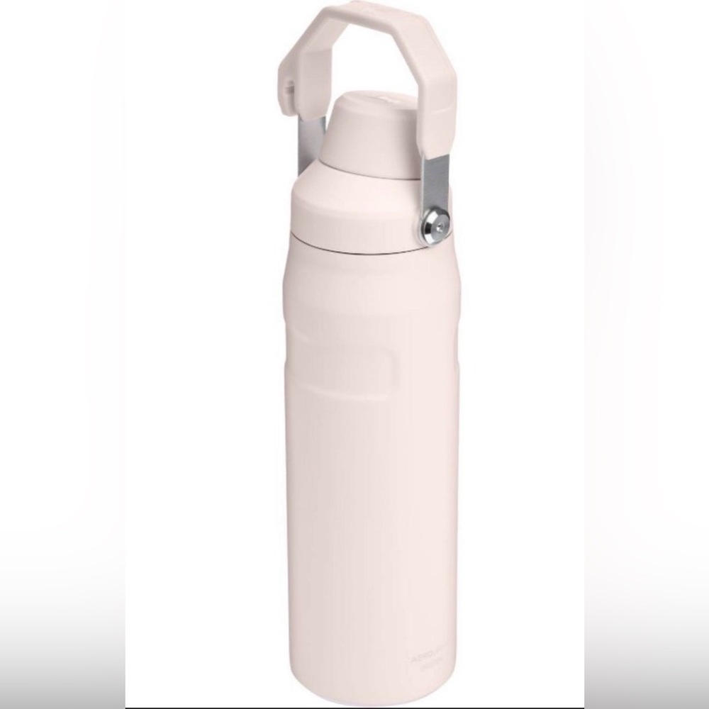 Stanley 24oz IceFlow Aerolight Fast Flow Water Bottle